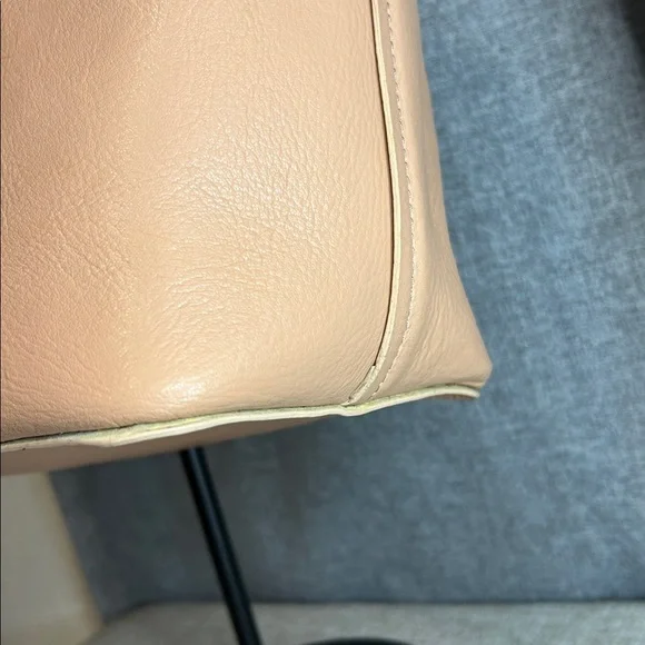 Tory Burch Brody Tote Bag - Picture 7 of 12